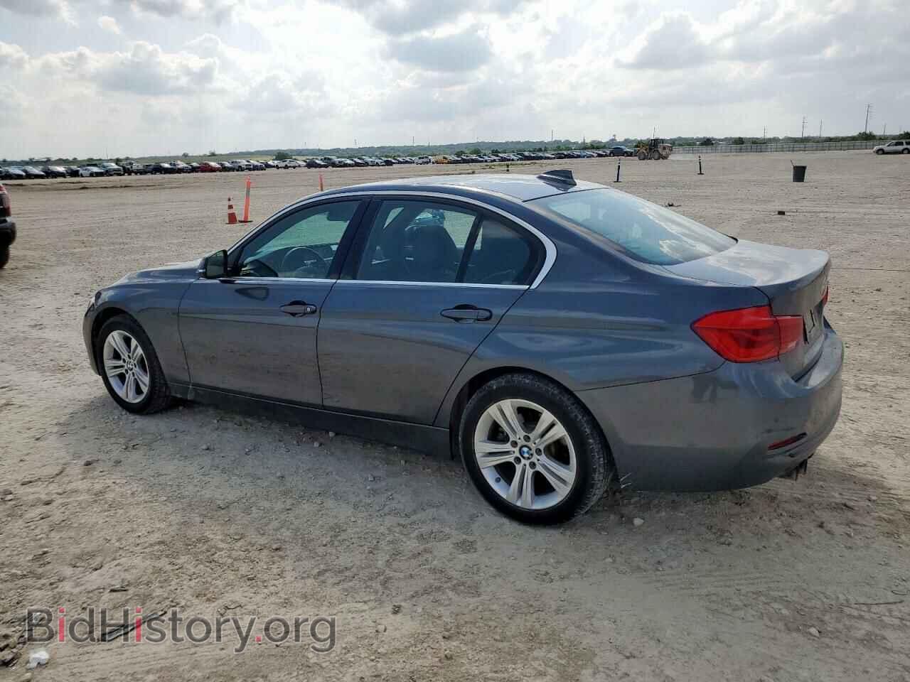 2017 BMW 3 SERIES - VIN: WBA8B9G35HNU55729 - Фото 2
