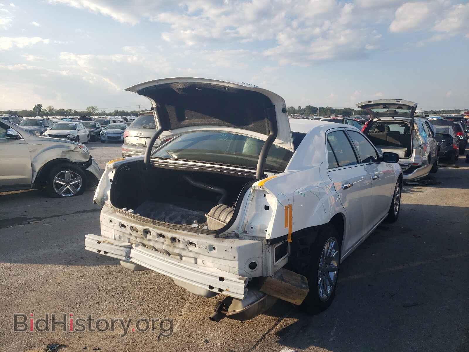 2014 CHRYSLER 300 - VIN: 2C3CCAET7EH117756 - Фото 4