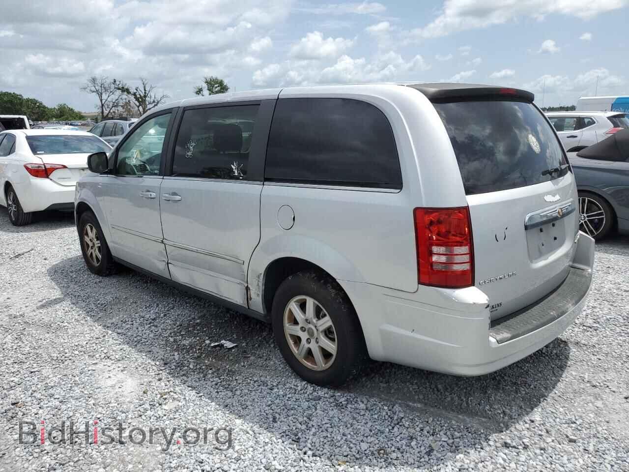 2010 CHRYSLER MINIVAN - VIN: 2A4RR2D12AR374610 - Photo 2