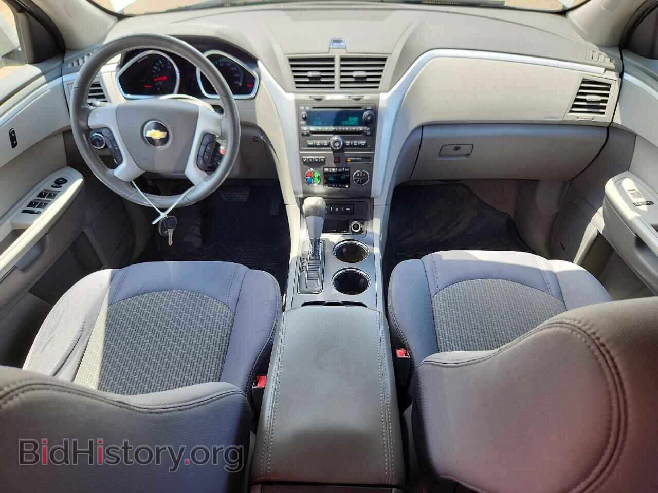 2011 CHEVROLET TRAVERSE - VIN: 1GNKRGED0BJ258641 - Фото 8