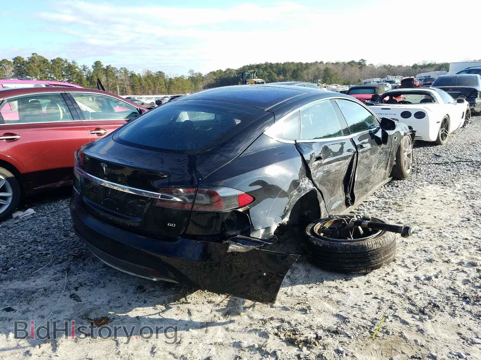 2014 TESLA MODEL S - VIN: 5YJSA1S10EFP55949 - Photo 4