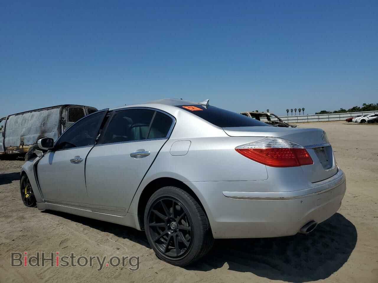 2009 HYUNDAI GENESIS - VIN: KMHGC46F69U031862 - Фото 2