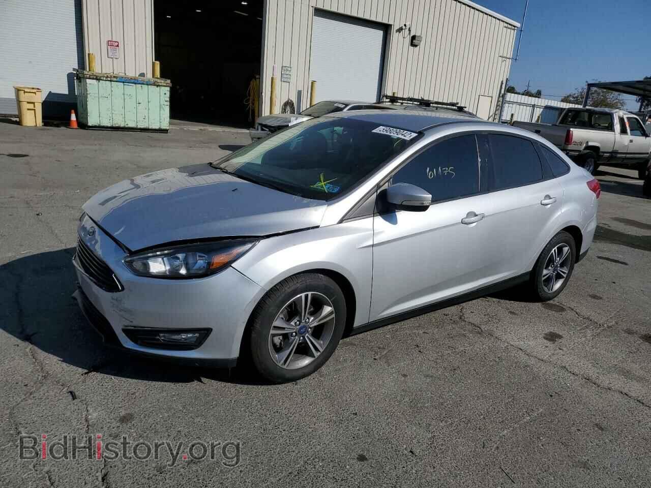 2018 FORD FOCUS - VIN: 1FADP3F21JL226013 - Фото 2
