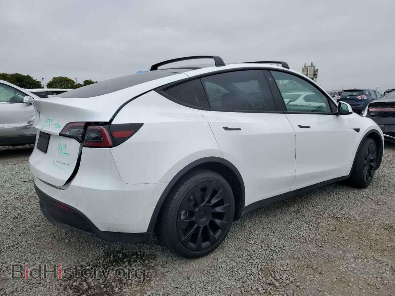2022 TESLA MODEL Y - VIN: 7SAYGDEE0NF572174 - Фото 3