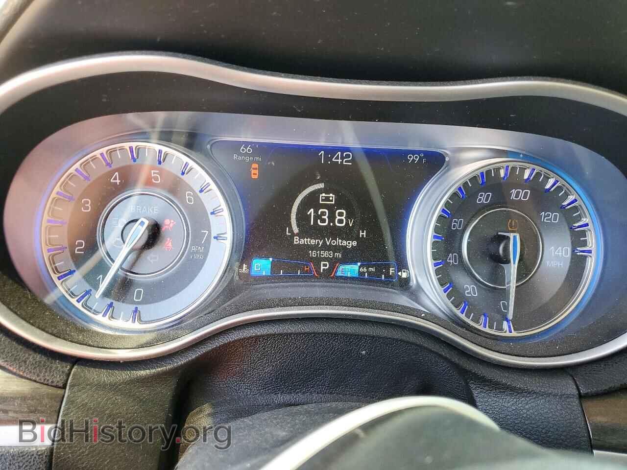 2016 CHRYSLER 300 - VIN: 2C3CCAAG1GH238665 - Photo 9