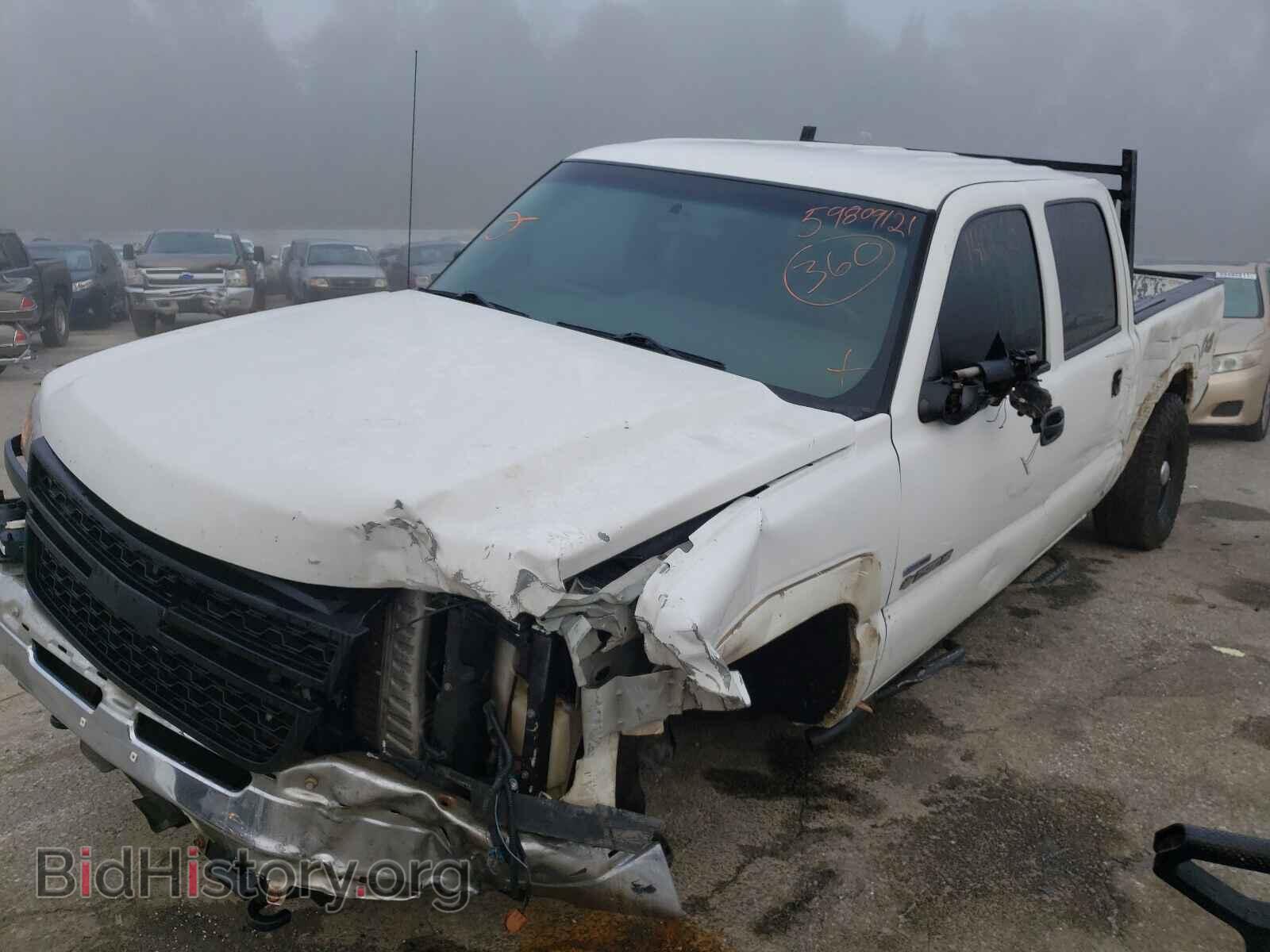 2007 CHEVROLET SILVERADO - VIN: 1GCHK23D07F111064 - Фото 2