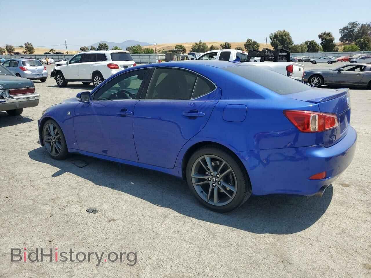 2011 LEXUS IS - VIN: JTHBF5C29B5150436 - Photo 2