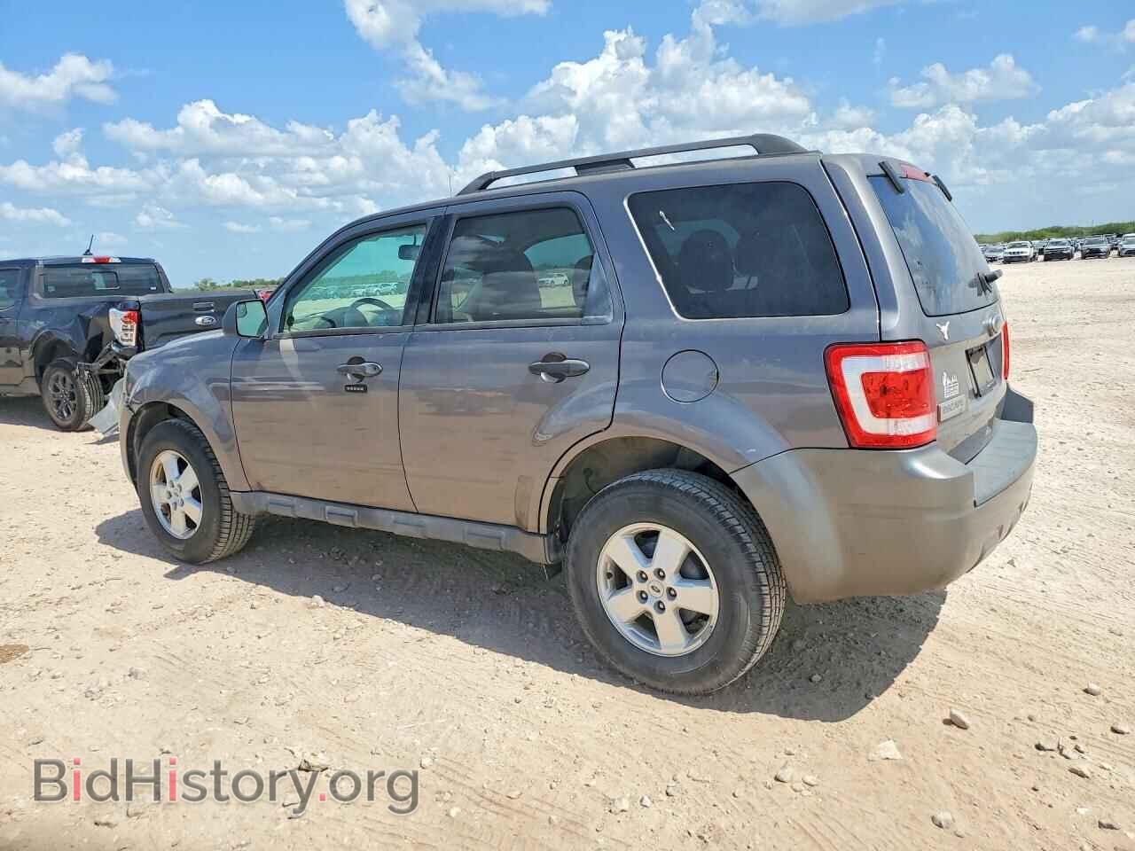 2010 FORD ESCAPE - VIN: 1FMCU0D72AKA70268 - Фото 2