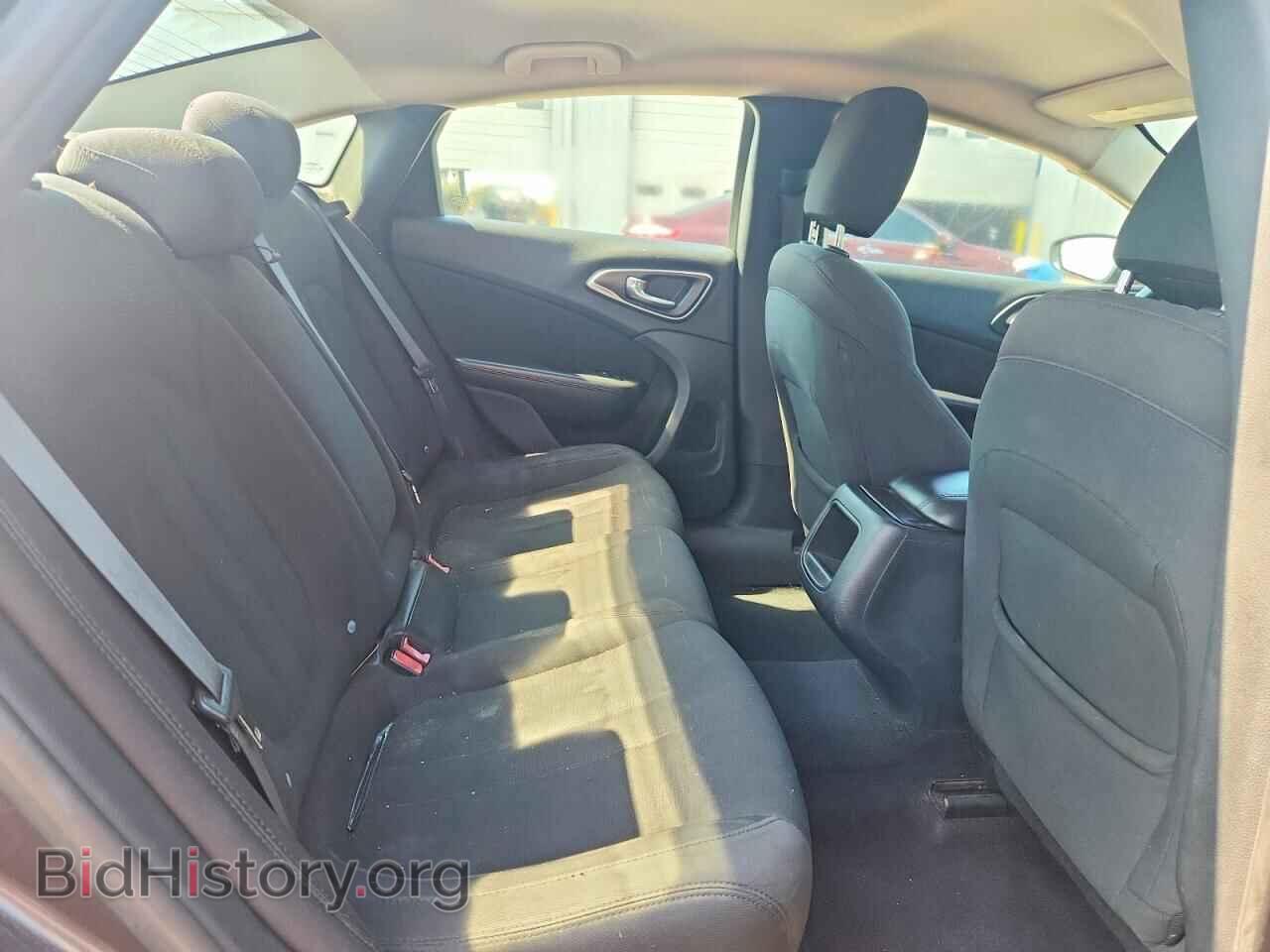 2015 CHRYSLER 200 - VIN: 1C3CCCAB2FN700298 - Фото 10