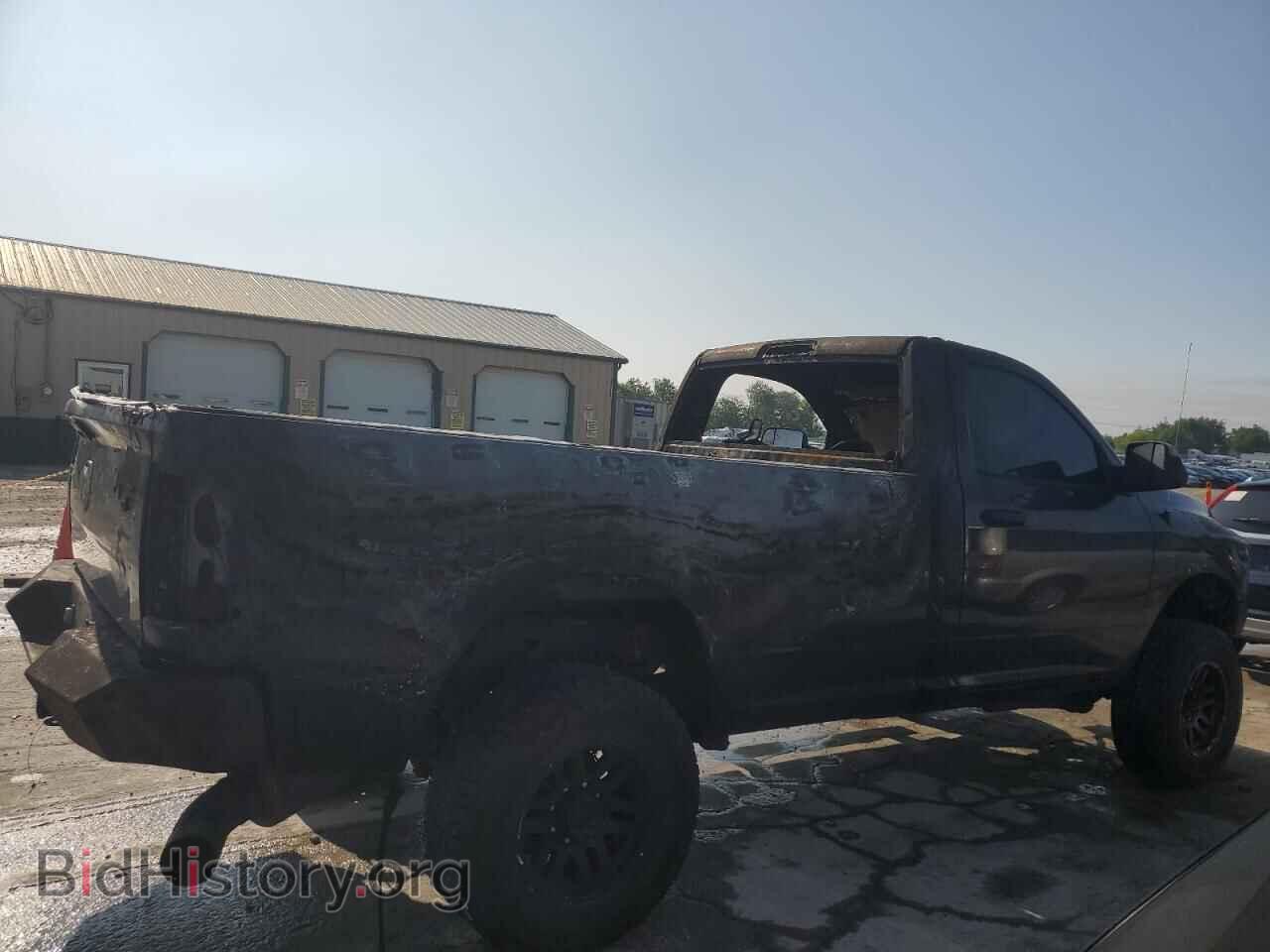 2018 RAM All Models - VIN: 3C6MR5AL3JG148595 - Фото 3