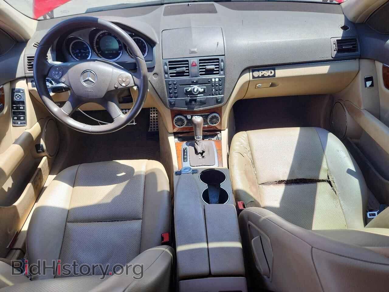 2011 MERCEDES-BENZ C-CLASS - VIN: WDDGF5EB4BR183248 - Фото 8