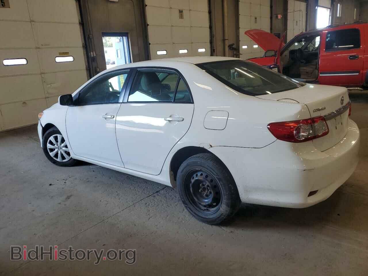 2011 TOYOTA COROLLA - VIN: 2T1BU4EE9BC701251 - Фото 2
