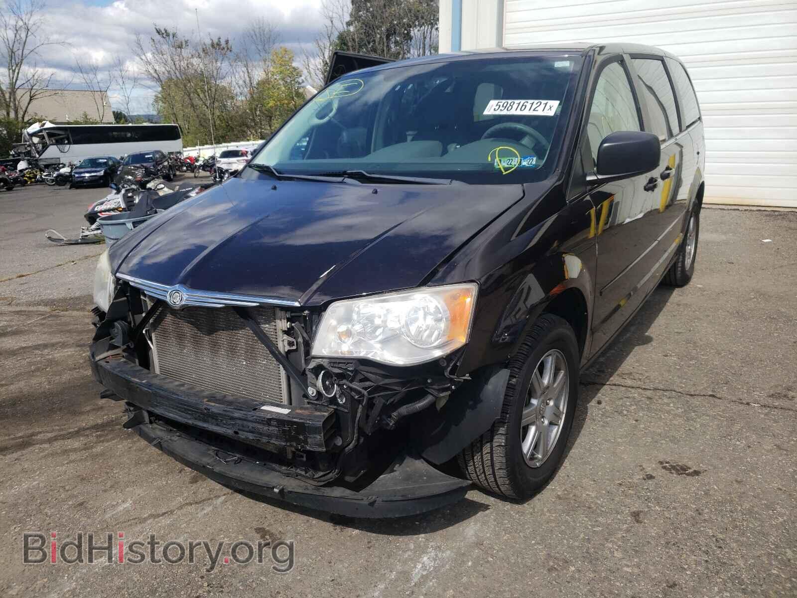 2010 CHRYSLER MINIVAN - VIN: 2A4RR2D10AR381460 - Фото 2