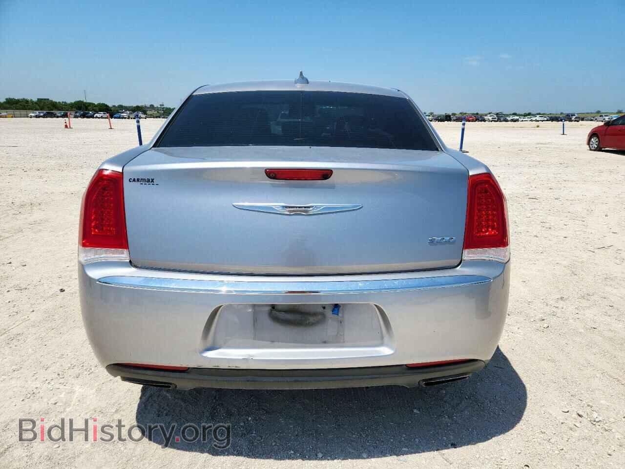 2016 CHRYSLER 300 - VIN: 2C3CCAAG9GH141472 - Фото 6