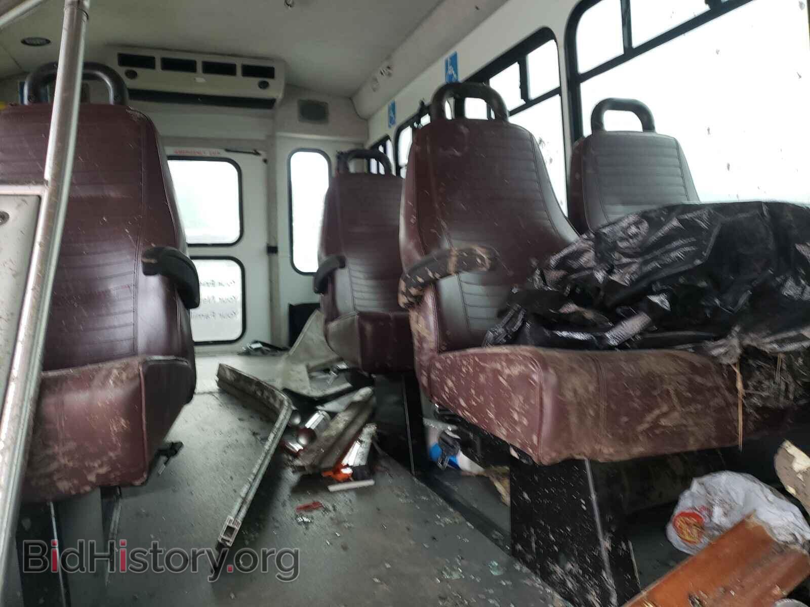2012 FORD ECONOLINE - VIN: 1FDEE3FSXCDA87142 - Фото 5
