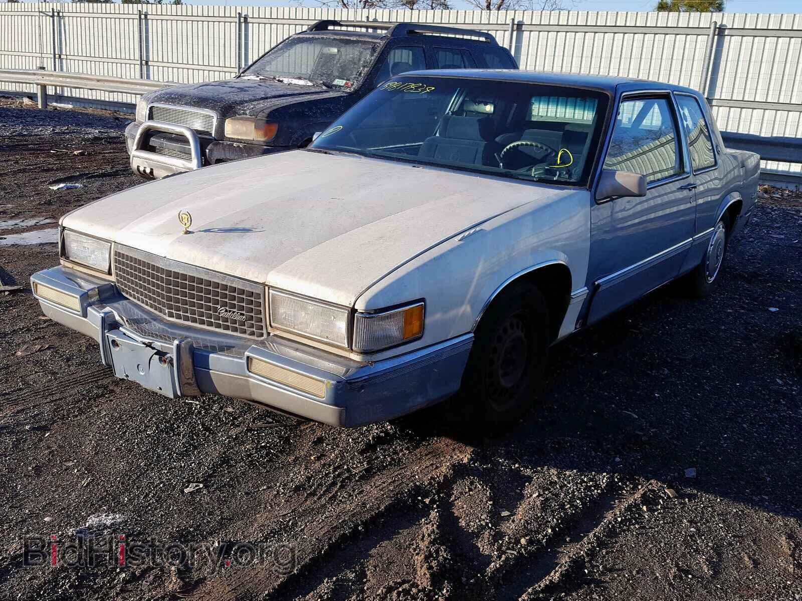 1990 CADILLAC DEVILLE - VIN: 1G6CD1339L4337909 - Фото 2