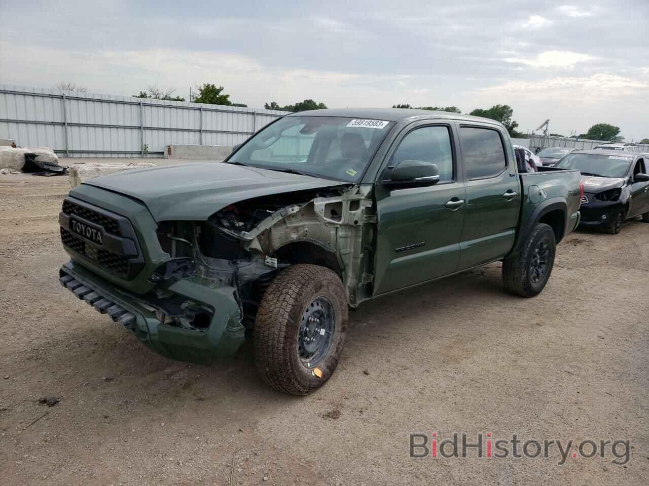 Фотография 5TFCZ5AN7MX246566 - TOYOTA TACOMA 2021