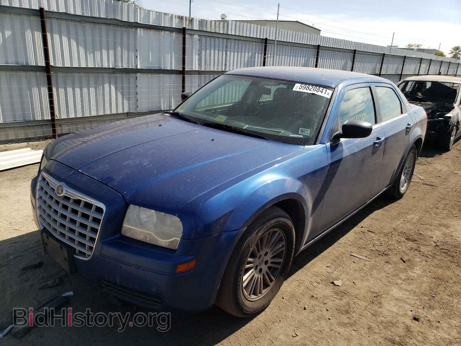 2009 CHRYSLER 300 - VIN: 2C3KA43D49H565005 - Фото 2