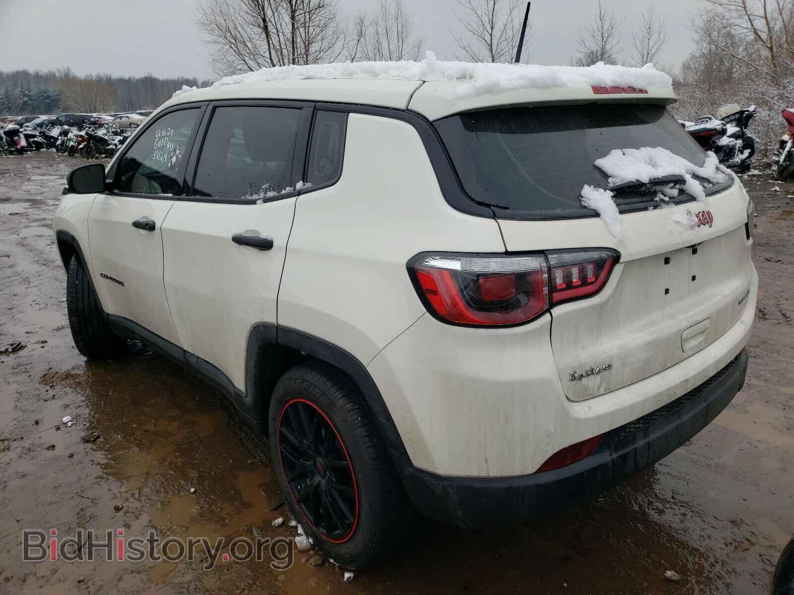 2018 JEEP COMPASS - VIN: 3C4NJCAB6JT461244 - Фото 3