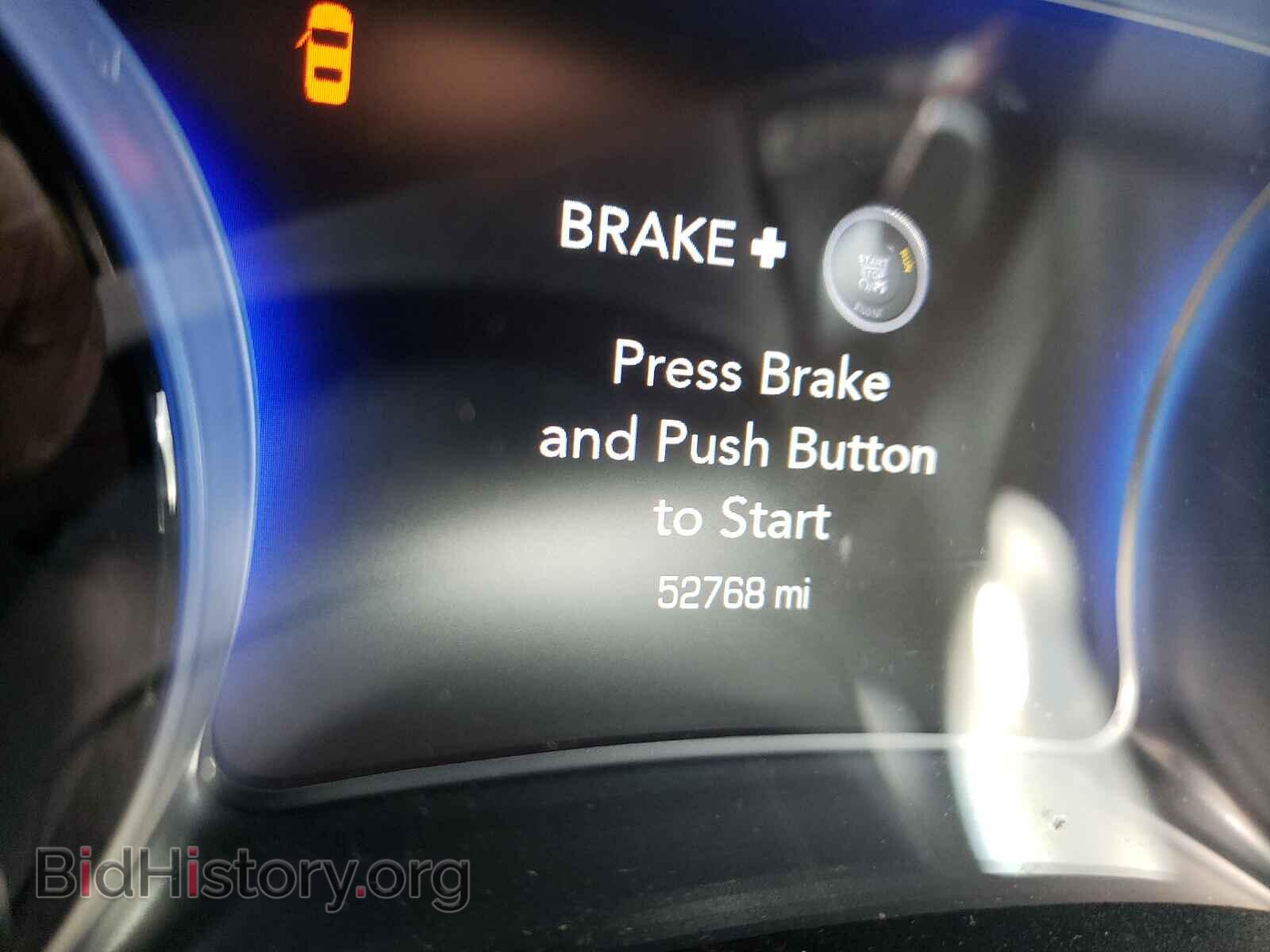 2019 CHRYSLER 300 - VIN: 2C3CCABG8KH555527 - Фото 8