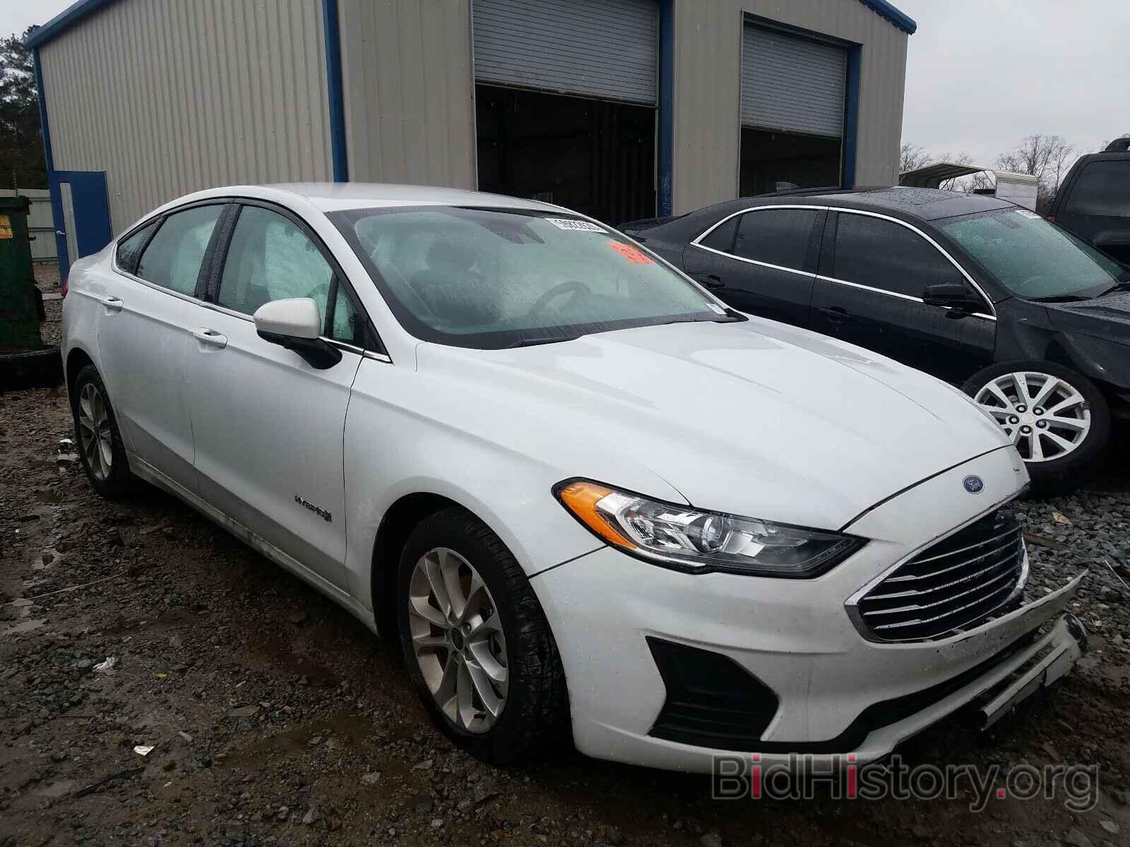 Photo 3FA6P0LU4KR224921 - FORD FUSION 2019