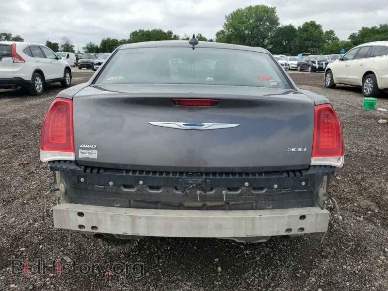 2017 Chrysler 300 (VIN 2C3CCARG3HH647966) — фото 6 из 12