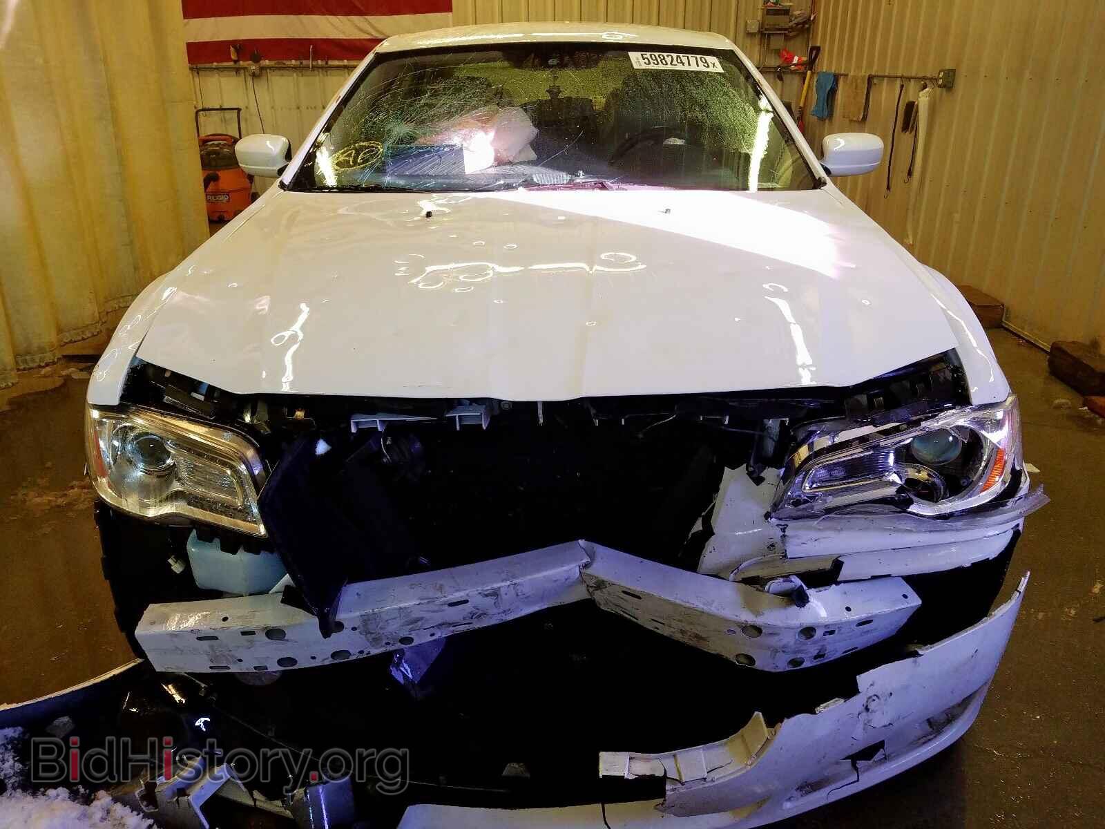 2014 CHRYSLER 300 - VIN: 2C3CCAAG6EH135920 - Фото 9