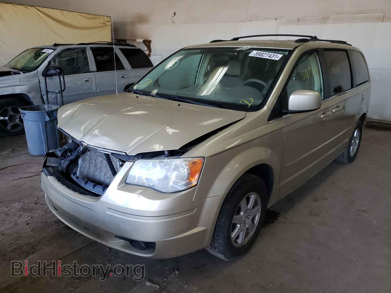 2010 CHRYSLER MINIVAN - VIN: 2A4RR5D18AR300495 - Фото 2