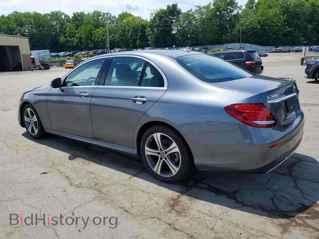 2018 MERCEDES-BENZ E-CLASS - VIN: WDDZF4JB5JA364459 - Фото 2