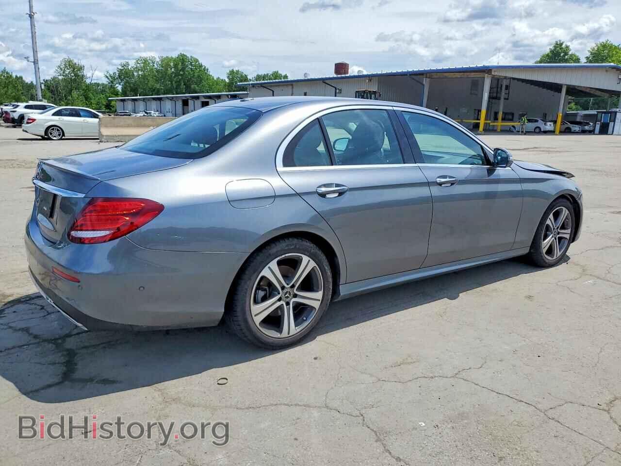 2018 MERCEDES-BENZ E-CLASS - VIN: WDDZF4JB5JA364459 - Фото 3
