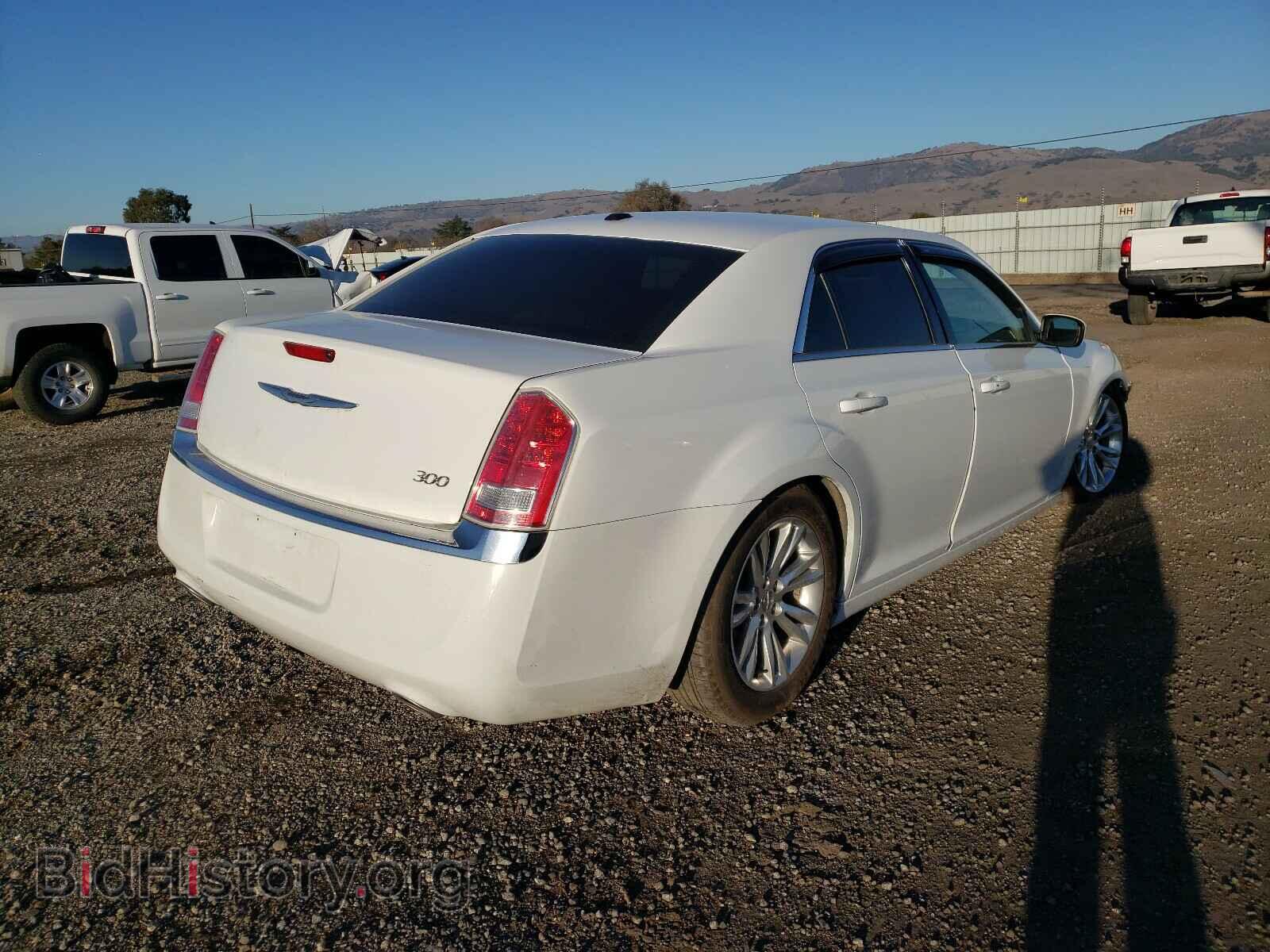 2014 CHRYSLER 300 - VIN: 2C3CCAAG4EH336151 - Фото 4