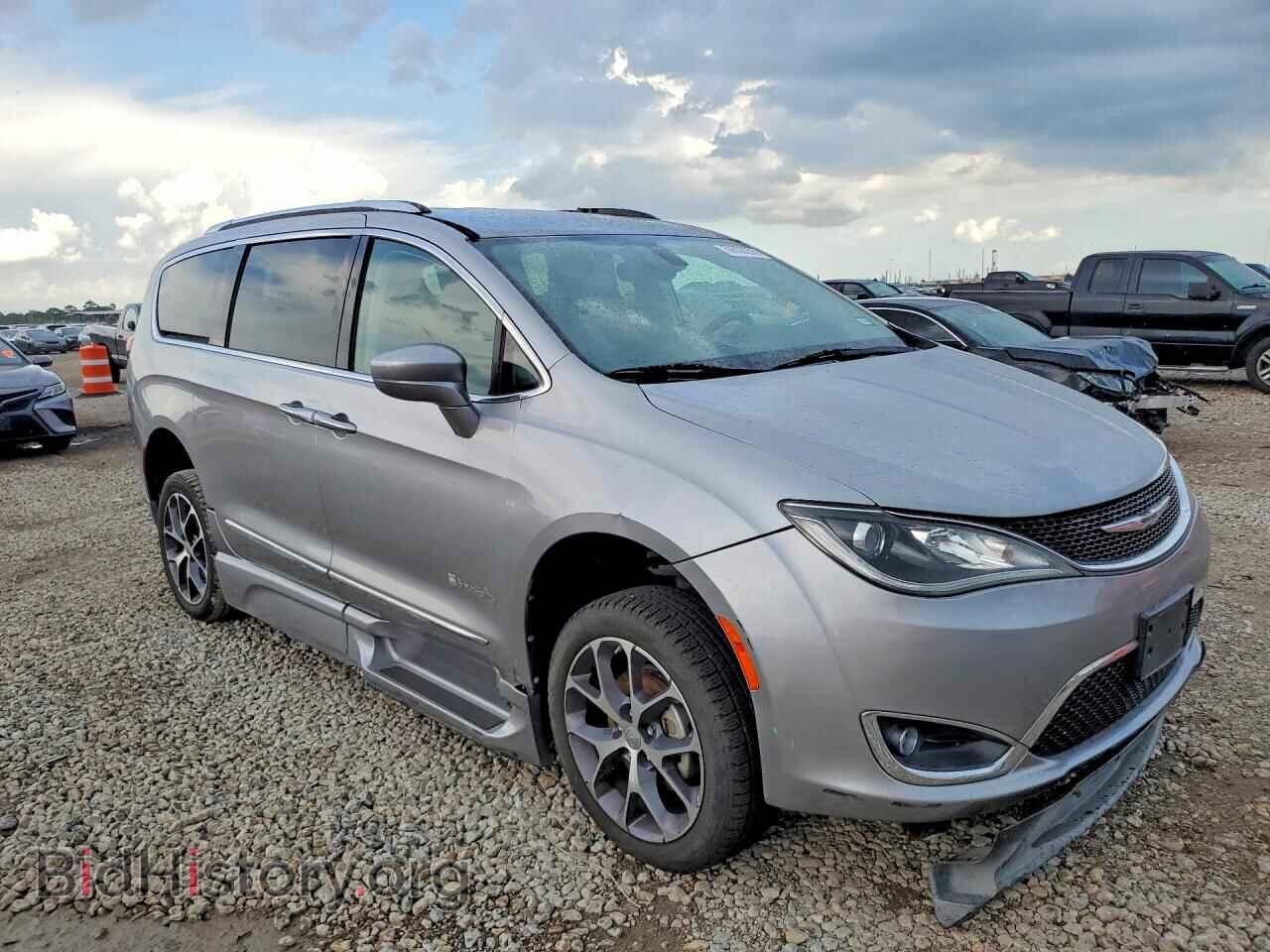 2017 CHRYSLER PACIFICA - VIN: 2C4RC1EG7HR739751 - Photo 4
