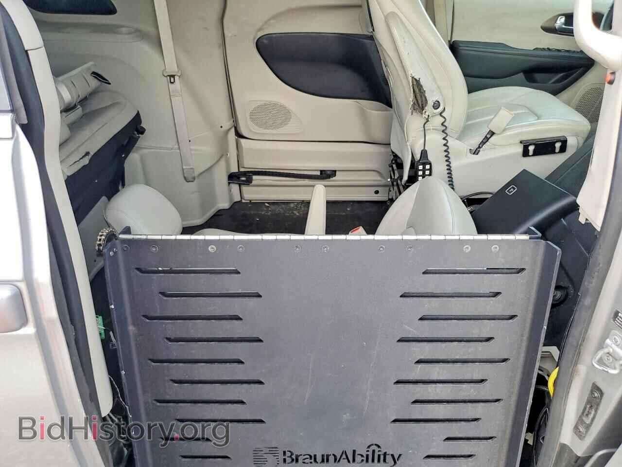2017 CHRYSLER PACIFICA - VIN: 2C4RC1EG7HR739751 - Photo 10