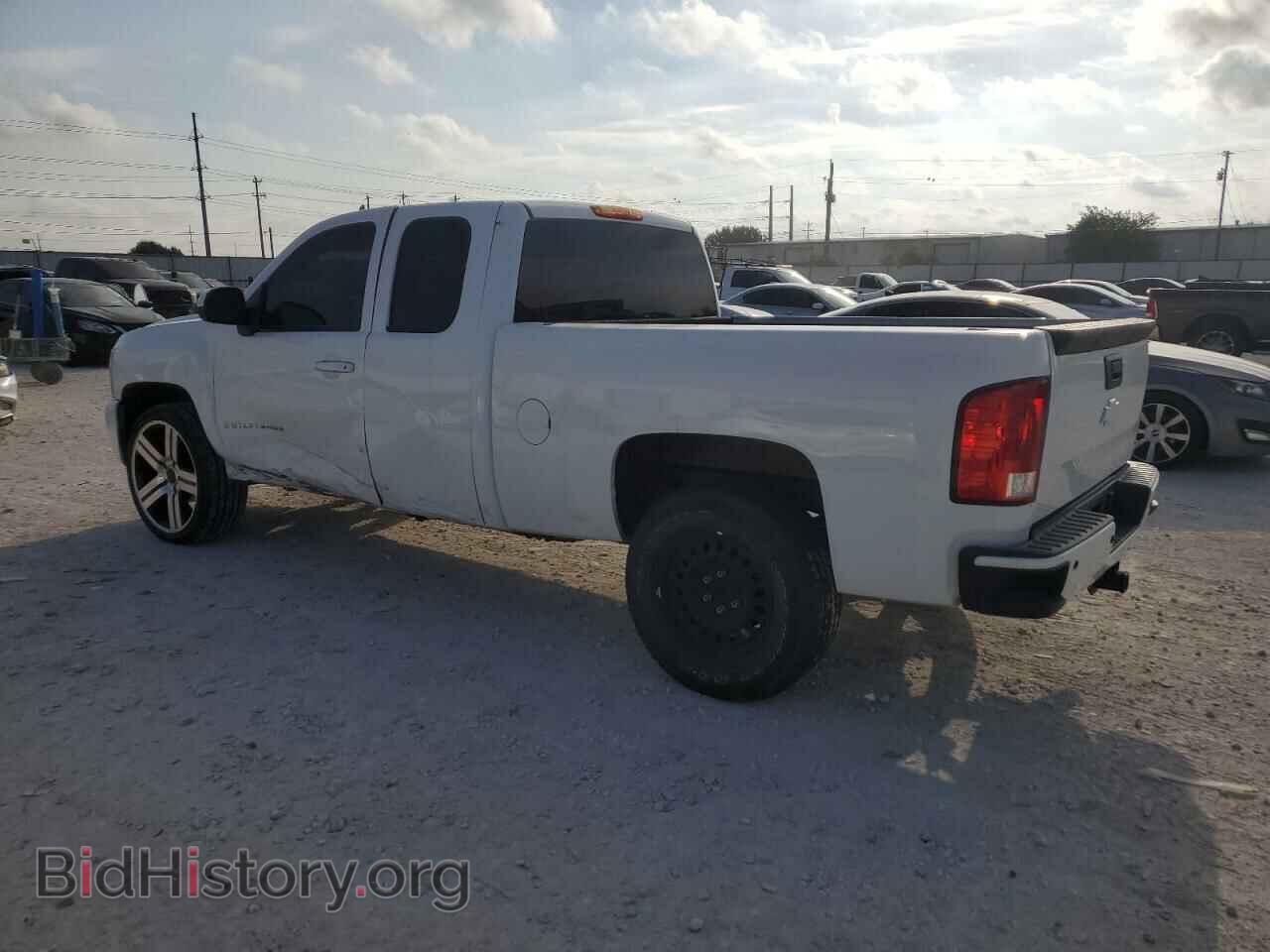 2008 CHEVROLET ALL Models - VIN: 2GCEC19J281272158 - Фото 2