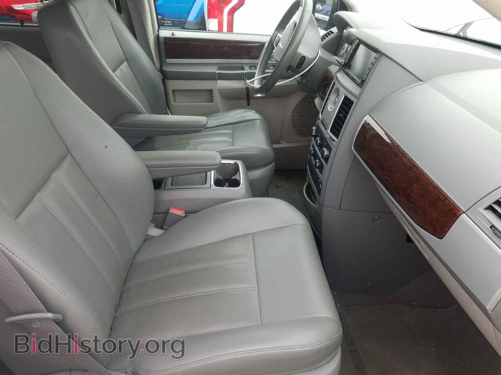 2010 CHRYSLER MINIVAN - VIN: 2A4RR5D14AR126506 - Фото 5