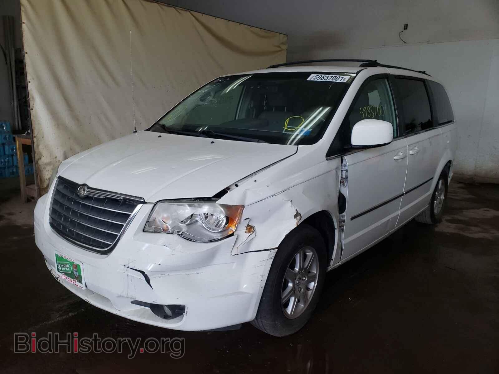 2009 CHRYSLER MINIVAN - VIN: 2A8HR54X99R629295 - Фото 2