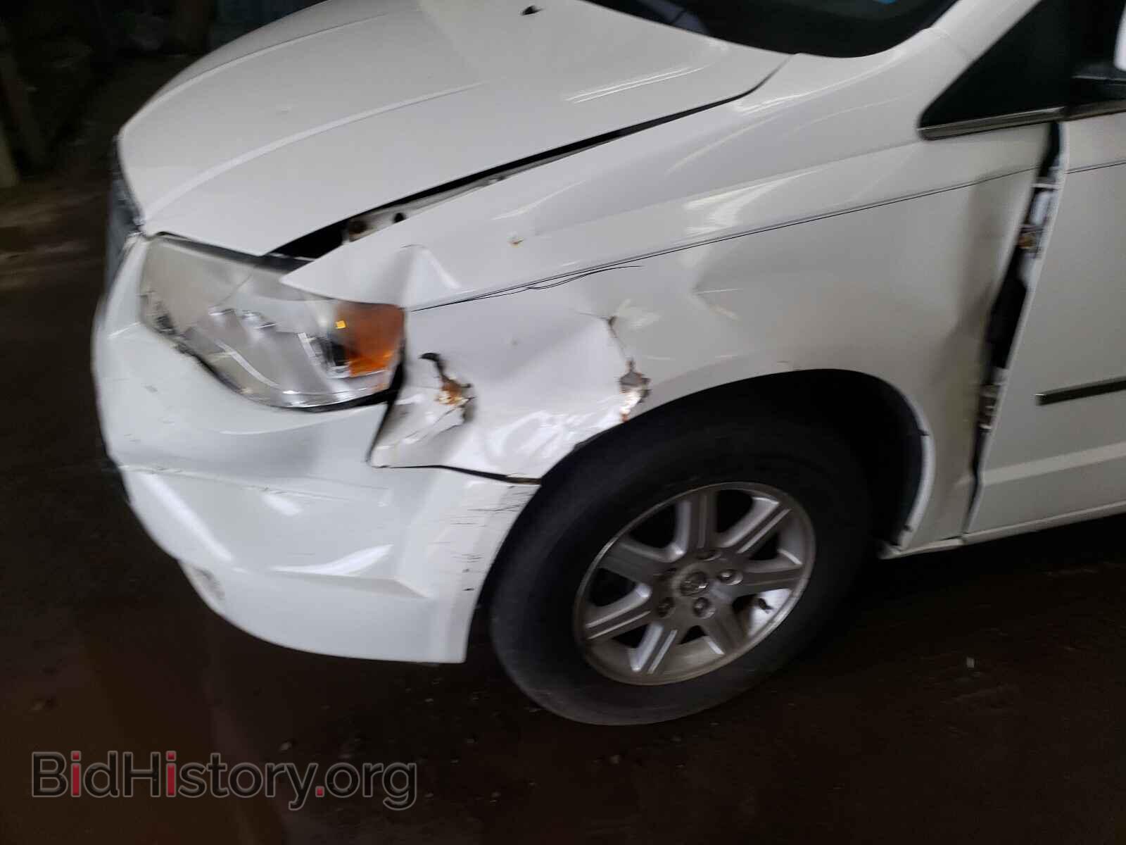 2009 CHRYSLER MINIVAN - VIN: 2A8HR54X99R629295 - Фото 9