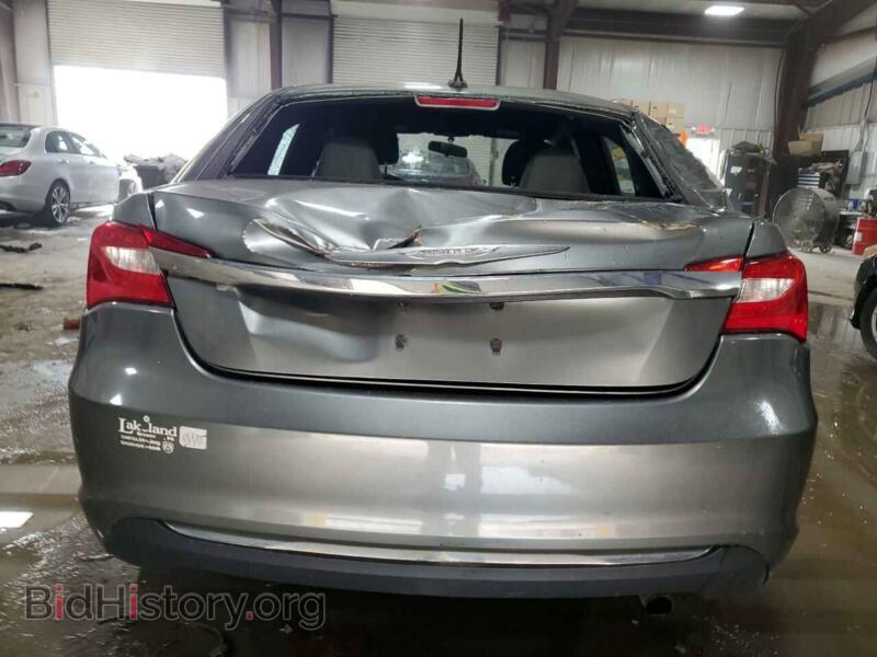 2011 Chrysler 200 (VIN 1C3BC1FB8BN593048) — фото 6 из 12
