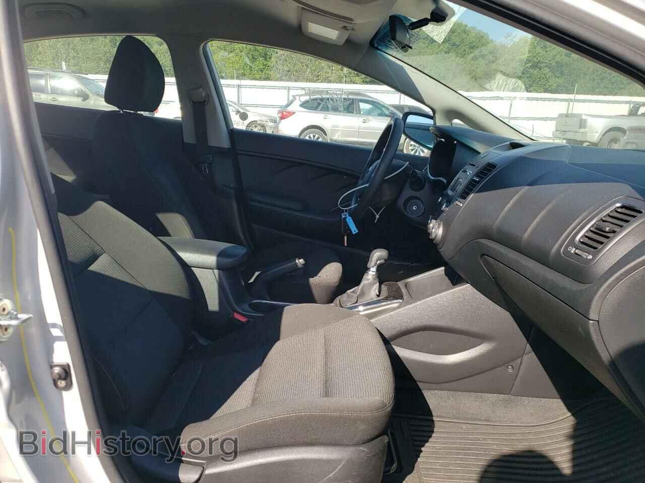 2017 KIA FORTE - VIN: 3KPFK4A72HE087412 - Фото 5