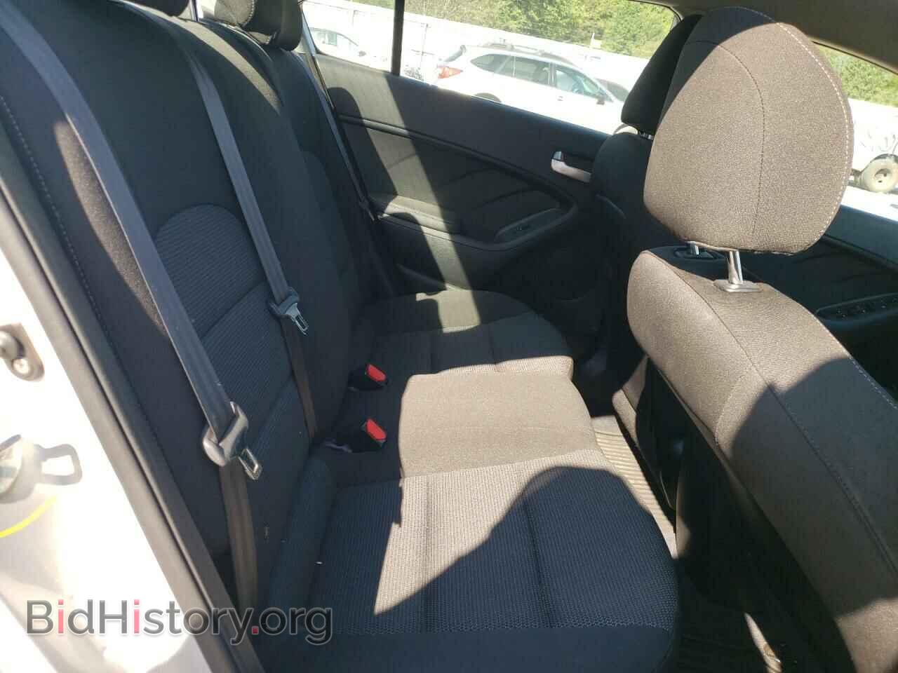 2017 KIA FORTE - VIN: 3KPFK4A72HE087412 - Фото 6