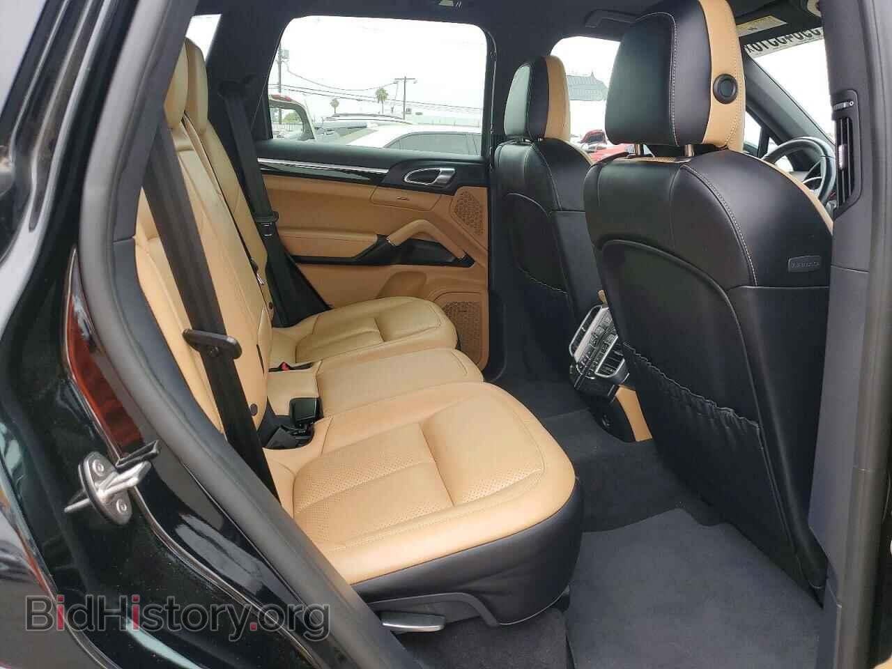 2018 PORSCHE CAYENNE - VIN: WP1AA2A28JKA07635 - Фото 11