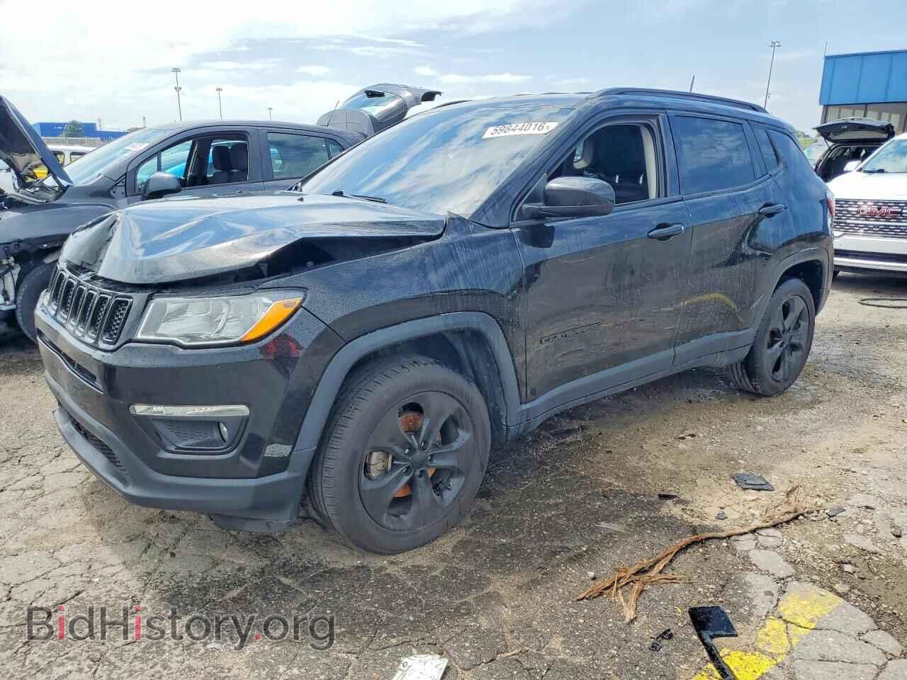 Фотография 3C4NJDBB6JT298714 - JEEP COMPASS 2018