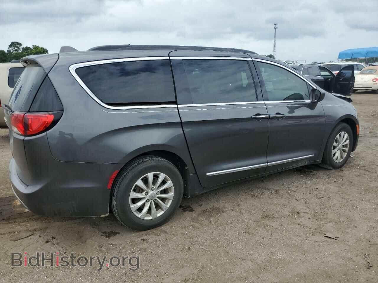 2017 CHRYSLER PACIFICA - VIN: 2C4RC1BG3HR503621 - Фото 3