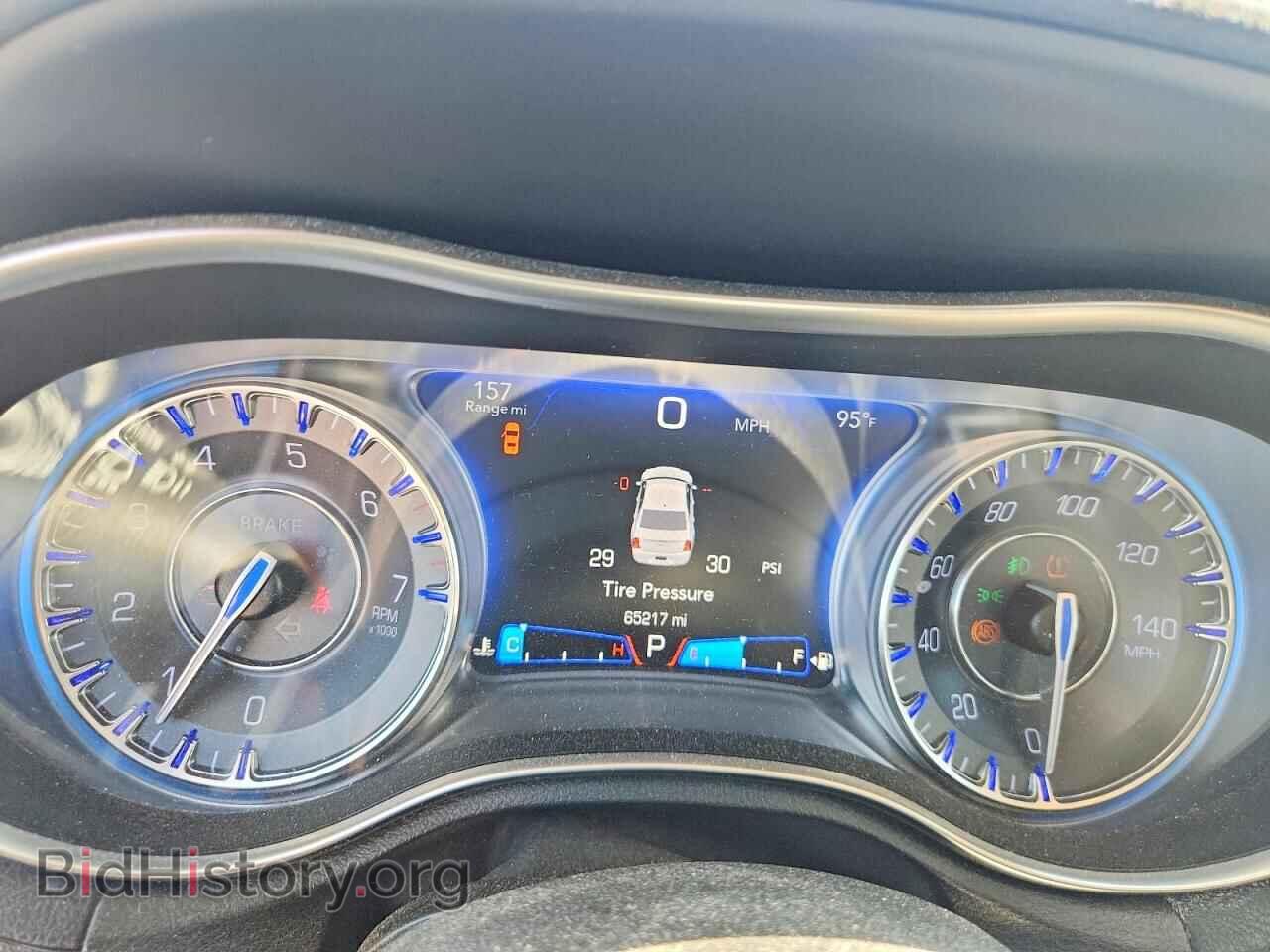 2015 CHRYSLER 300 - VIN: 2C3CCAAGXFH904212 - Photo 9