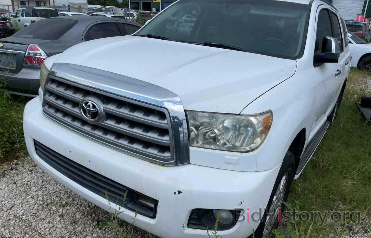 Photo 5TDKY5G11AS024948 - TOYOTA SEQUOIA 2010