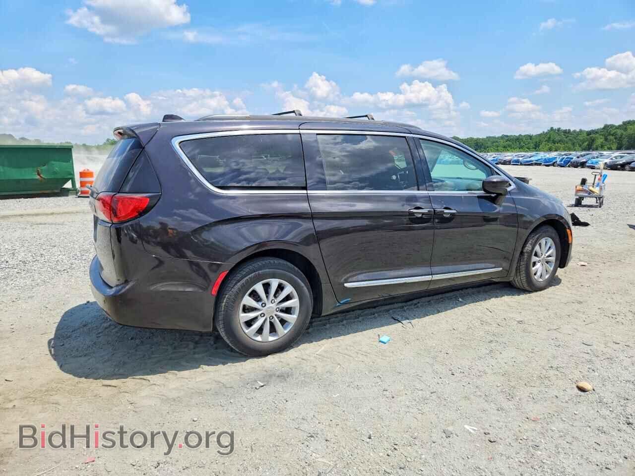 2017 CHRYSLER PACIFICA - VIN: 2C4RC1BG4HR543321 - Photo 3
