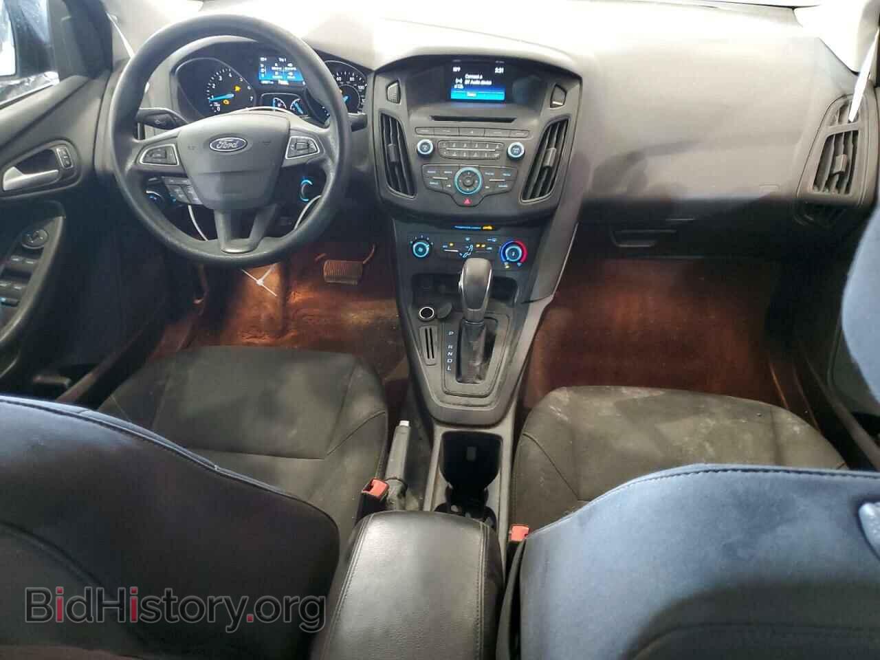 2017 FORD FOCUS - VIN: 1FADP3F2XHL270411 - Photo 8