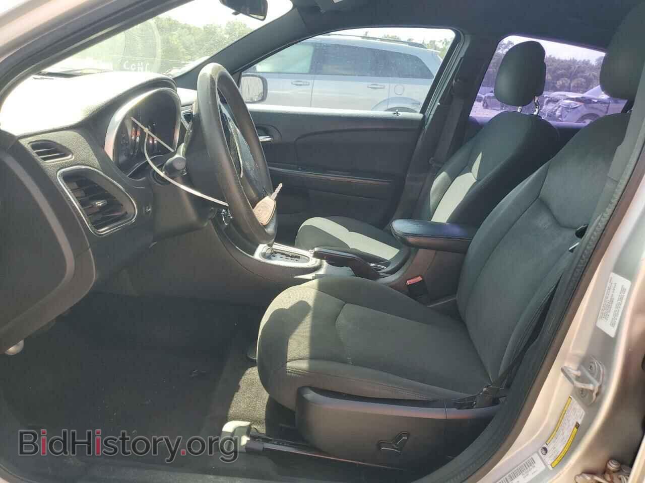 2011 CHRYSLER 200 - VIN: 1C3BC4FB5BN550742 - Фото 7