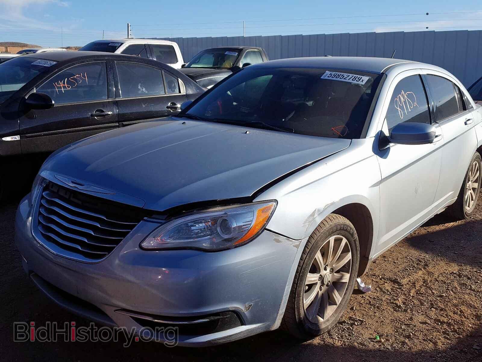 2013 CHRYSLER 200 - VIN: 1C3CCBBB3DN700350 - Фото 2