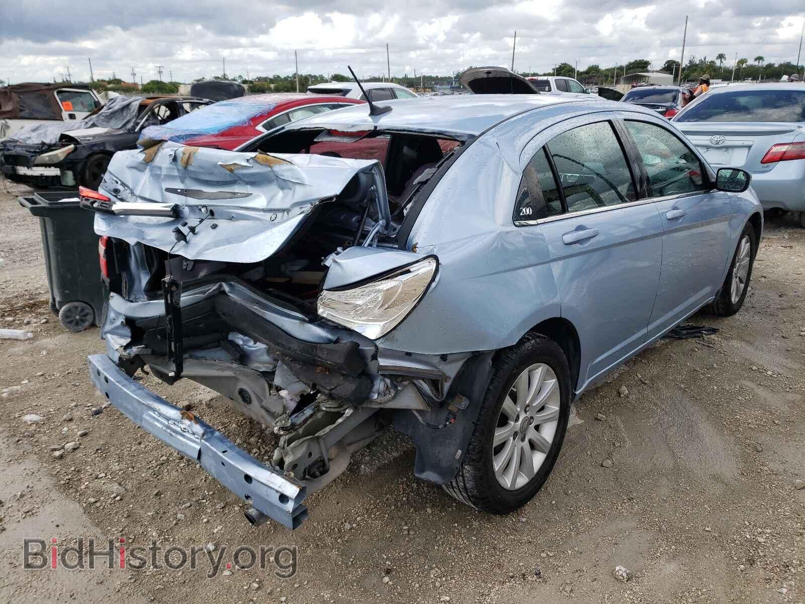 2014 CHRYSLER 200 - VIN: 1C3CCBBB7EN137627 - Фото 4
